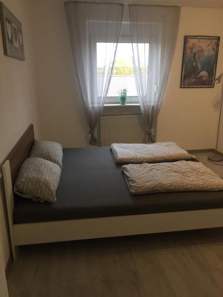 Gut Gelegenes Appartment Mit Wifi, Parkplatz, Wama, Trockner Usw. Kaiserslautern Exterior photo